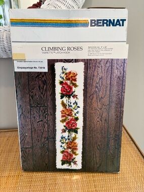 Vintage Bernat "Climbing Roses" Tabrette™ Latch Hook kit from approximately 1980